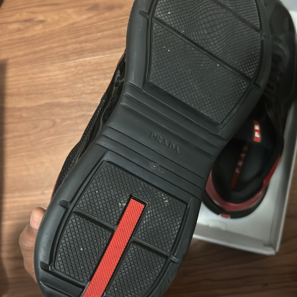 Prada Shoes (LEGIT)


We can negotiate a price, Wore one time , serial number - Picture 8 of 9